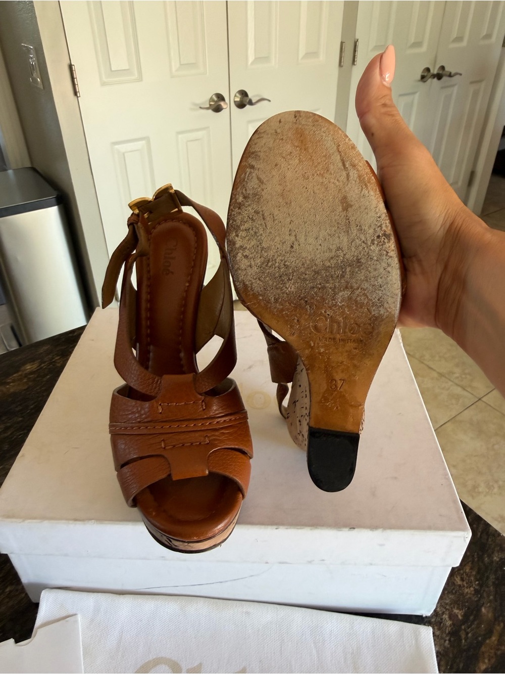 Chloé Tan Leather Cork Wedge Sandals - Picture 7 of 9